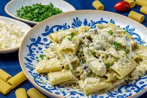 Chicken Rigatoni Alfredo